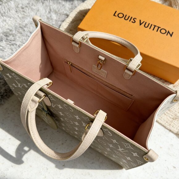 Louis Vuitton MM Green - Picture 6 of 7